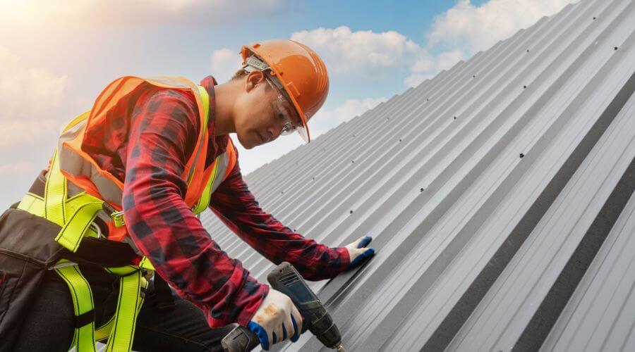 GAF certified roofer in Hull, IA